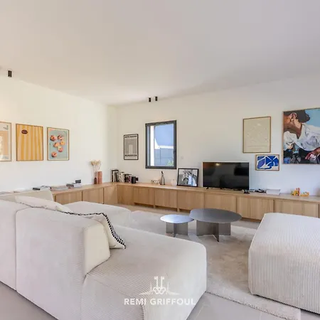 بيت للعطل L'elegance 115 M 4 2 Guests Design & Nature